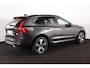 Volvo XC60 T8 Recharge AWD Plus Dark - Panorama/schuifdak - IntelliSafe Assist & Surround - Harman/Kardon audio - Adaptieve LED koplampen - Parkeercamera achter - Verwarmde voorstoelen, stuur & achterbank - Parkeersensoren voor & achter - Elektr. bedienb. voorstoelen met geheugen - Draadloze tel. lader - Extra getint glas - Inklapbare trekhaak - 19' LMV