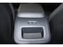 Volvo XC60 T8 Recharge AWD Plus Dark - Panorama/schuifdak - IntelliSafe Assist & Surround - Harman/Kardon audio - Adaptieve LED koplampen - Parkeercamera achter - Verwarmde voorstoelen, stuur & achterbank - Parkeersensoren voor & achter - Elektr. bedienb. voorstoelen met geheugen - Draadloze tel. lader - Extra getint glas - Inklapbare trekhaak - 19' LMV