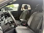 Volkswagen T-Roc R-Line Business+ 1.5 TSI 150 pk - AUTOMAAT - LED - afn. trekhaak - zeer compleet!