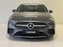 Mercedes-Benz A-klasse 200 AMG Upgrade | Panoramadak | Stoelverwarming | Navigatie | 1e eig.