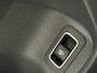 Mercedes-Benz A-klasse 200 AMG Upgrade | Panoramadak | Stoelverwarming | Navigatie | 1e eig.