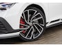 Volkswagen Golf 2.0 TSI GTI Clubsport PANO CAMERA IQ LIGHTS STOELVERWARMING 19 INCH SFEER