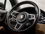 Porsche Cayenne 3.0 E-Hybrid Sport 463Pk (SPORTCHRONO PAKKET, LUCHTVERING, SOH 95%, BLACK PACK, APPLE CARPLAY, MEMORY SEATS, STOELVERWARMING, GETINT GLAS, CAMERA, NIEUWSTAAT)