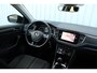 Volkswagen T-Roc 1.0 TSI Style | Incl. 12 maanden garantie | Apple carplay/Android auto | Adaptieve cruise control | Climate control | Lane assist | Parkeersensoren | DAB radio | Navigatie |