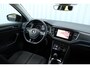 Volkswagen T-Roc 1.0 TSI Style | Incl. 12 maanden garantie | Apple carplay/Android auto | Adaptieve cruise control | Climate control | Lane assist | Parkeersensoren | DAB radio | Navigatie |