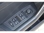 Volkswagen T-Roc 1.0 TSI Style | Incl. 12 maanden garantie | Apple carplay/Android auto | Adaptieve cruise control | Climate control | Lane assist | Parkeersensoren | DAB radio | Navigatie |
