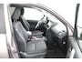 Toyota Land Cruiser 2.8 D-4D-F Challenger Window Van | Nieuwe motor bij 191858KM | Trekhaak | Stoelverwarming |