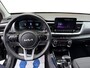Kia Stonic 1.0 T-GDi MHEV DynamicPlusLine Automaat |  Navi | Apple Carplay/Android Auto | Metallic lak | Stoel & stuurverwarming | Fabrieksgarantie t/m 11-8-2032 + 3x 1 jaar* | NAP