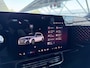 Mercedes-Benz GLB 250+ Business Solution AMG 7p. 85.5 kWh | Night | Trekhaak | 7 persoons | Panoramadak | Sfeerverlichting | Distronic | Parkeercamera |