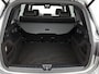 Mercedes-Benz GLB 200 Progressive | Sfeerverlichting | CarPlay | Augmented reality | Stoelverwarmng | Parkeerpakket met Camera | Inclusief 24 maanden Mercedes-Benz Certified garantie voor Europa.