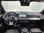 Mercedes-Benz GLB 200 Progressive | Sfeerverlichting | CarPlay | Augmented reality | Stoelverwarmng | Parkeerpakket met Camera | Inclusief 24 maanden Mercedes-Benz Certified garantie voor Europa.