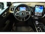Volvo XC60 2.0 T6 Plug-in hybrid AWD Plus Black Edition | Schuif/Kantel-Panoramadak | Head-Up Display | 360º Visual Park Camera | Harman Kardon Premium Audio | Elektrisch Verstelbare Voorstoelen met Geheugen | Stoel/Stuurverwarming |