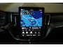 Volvo XC60 2.0 T6 Plug-in hybrid AWD Plus Black Edition | Schuif/Kantel-Panoramadak | Head-Up Display | 360º Visual Park Camera | Harman Kardon Premium Audio | Elektrisch Verstelbare Voorstoelen met Geheugen | Stoel/Stuurverwarming |