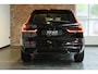 Volvo XC60 2.0 T6 Plug-in hybrid AWD Plus Black Edition | Schuif/Kantel-Panoramadak | Head-Up Display | 360º Visual Park Camera | Harman Kardon Premium Audio | Elektrisch Verstelbare Voorstoelen met Geheugen | Stoel/Stuurverwarming |