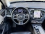 Volvo XC90 2.0 T8 445pk Recharge AWD Ultimate Bright | Long range | Panoramadak | Lederen bekleding | Navigatie | Adaptieve cruise | Lane assist | Dodehoekdetectie | Harman&kardon | Head up | Stoel&stuurverwarming | Stoelventilatie | Apple CarPlay / Android Auto | 20 inch velgen | Keyless | Full-LED | DAB | Volledig onderhouden
