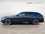 BMW 5-Serie Touring 530e M Sport-Pro Edition | matzwart | 21" individual | innovation | leer | head-up