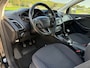 Ford Focus 1.0 Titanium Edition | Navi | Nieuwe Distributieriem! | Clima | Trekhaak | 17" Velgen | PDC | Cruise |
