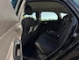 Ford Focus 1.0 Titanium Edition | Navi | Nieuwe Distributieriem! | Clima | Trekhaak | 17" Velgen | PDC | Cruise |