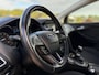 Ford Focus 1.0 Titanium Edition | Navi | Nieuwe Distributieriem! | Clima | Trekhaak | 17" Velgen | PDC | Cruise |