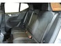 Volvo EX40 Single Motor Extended Range Ultra Black Edition Europa | Schuif/Kantel-Panoramadak | 360º Visual Park Camera | Harman Kardon Premium Audio | Elektrisch Verstelbare Voorstoelen met Geheugen |