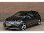 Volkswagen Golf 1.5 eTSI R-Line, Stoel & Stuurverwarming, Navigatie, Alcantara, Adaptive Cruise, Carplay, PDC.