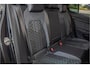 Volkswagen Golf 1.5 eTSI R-Line, Stoel & Stuurverwarming, Navigatie, Alcantara, Adaptive Cruise, Carplay, PDC.