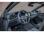 Volkswagen Golf 1.5 eTSI R-Line, Stoel & Stuurverwarming, Navigatie, Alcantara, Adaptive Cruise, Carplay, PDC.