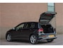Volkswagen Golf 1.5 eTSI R-Line, Stoel & Stuurverwarming, Navigatie, Alcantara, Adaptive Cruise, Carplay, PDC.