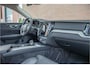 Volvo V60 Cross Country B5 AWD Pro, Origineel NL, Nappaleder, Stoelkoeling, Trekhaak, Panoramadak, Massage, 360 Camera, Harman Kardon.