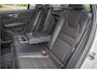 Volvo V60 Cross Country B5 AWD Pro, Origineel NL, Nappaleder, Stoelkoeling, Trekhaak, Panoramadak, Massage, 360 Camera, Harman Kardon.