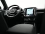 Volvo XC40 Recharge Plus 70 kWh 231pk Dealer O.H | Trekhaak Af Fabriek | Warmtepomp | Adaptive Cruise | Camera | Sportstoelen & Stuur Verwarmd | Google Assistent | Pilot Assist | Apple Carplay | Virutal Cockpit | DAB | 19"L.M