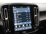 Volvo XC40 Recharge Plus 70 kWh 231pk Dealer O.H | Trekhaak Af Fabriek | Warmtepomp | Adaptive Cruise | Camera | Sportstoelen & Stuur Verwarmd | Google Assistent | Pilot Assist | Apple Carplay | Virutal Cockpit | DAB | 19"L.M