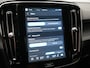 Volvo XC40 Recharge Plus 70 kWh 231pk Dealer O.H | Trekhaak Af Fabriek | Warmtepomp | Adaptive Cruise | Camera | Sportstoelen & Stuur Verwarmd | Google Assistent | Pilot Assist | Apple Carplay | Virutal Cockpit | DAB | 19"L.M