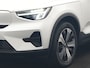 Volvo XC40 Recharge Plus 70 kWh 231pk Dealer O.H | Trekhaak Af Fabriek | Warmtepomp | Adaptive Cruise | Camera | Sportstoelen & Stuur Verwarmd | Google Assistent | Pilot Assist | Apple Carplay | Virutal Cockpit | DAB | 19"L.M
