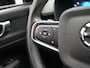 Volvo XC40 Recharge Plus 70 kWh 231pk Dealer O.H | Trekhaak Af Fabriek | Warmtepomp | Adaptive Cruise | Camera | Sportstoelen & Stuur Verwarmd | Google Assistent | Pilot Assist | Apple Carplay | Virutal Cockpit | DAB | 19"L.M