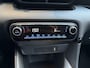 Toyota Yaris 1.5-l-VVT-i Hybrid CVT Luxe | LED | Parkeer sensoren | Camera | Dodehoek |