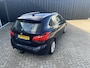 BMW 2-Serie Active Tourer 216i Centennial Executive Trekhaak / Clima / Navi / Cruise. Ketting recent vervongen.