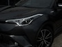 Toyota C-HR / C-HR+ 1.8 Hybrid Dynamic / NL auto / Trekhaak Afneembaar / Camera / Navi / Stoelverwarming /