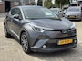 Toyota C-HR / C-HR+ 1.8 Hybrid Dynamic / NL auto / Trekhaak Afneembaar / Camera / Navi / Stoelverwarming /