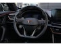 CUPRA Formentor 2.0 TSI 4DRIVE VZ | 394pk | Carplay | Stoelverwarming | Camera | Leder Deze CUPRA Formentor is niet zomaar een sportieve SUV. Met zijn krachtige 2.0 TSI benzinemotor, 394 PK, 4Drive vierwielaandrijving en 7-traps automatische transmissie combineert hij indrukwek