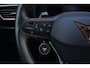 CUPRA Formentor 2.0 TSI 4DRIVE VZ | 394pk | Carplay | Stoelverwarming | Camera | Leder Deze CUPRA Formentor is niet zomaar een sportieve SUV. Met zijn krachtige 2.0 TSI benzinemotor, 394 PK, 4Drive vierwielaandrijving en 7-traps automatische transmissie combineert hij indrukwek