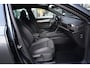 CUPRA Formentor 2.0 TSI 4DRIVE VZ | 394pk | Carplay | Stoelverwarming | Camera | Leder Deze CUPRA Formentor is niet zomaar een sportieve SUV. Met zijn krachtige 2.0 TSI benzinemotor, 394 PK, 4Drive vierwielaandrijving en 7-traps automatische transmissie combineert hij indrukwek