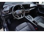 CUPRA Formentor 2.0 TSI 4DRIVE VZ | 394pk | Carplay | Stoelverwarming | Camera | Leder Deze CUPRA Formentor is niet zomaar een sportieve SUV. Met zijn krachtige 2.0 TSI benzinemotor, 394 PK, 4Drive vierwielaandrijving en 7-traps automatische transmissie combineert hij indrukwek