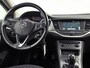 Opel Astra Sports Tourer 1.2 Sport (APPLE CARPLAY, NAVIGATIE, CRUISE, TREKHAAK, SPORTSTOELEN, PARKEERSENSOREN, NIEUWSTAAT)
