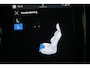 Volvo V60 Cross Country B5 AWD Pro | Adaptive Cruise & Pilot Assist | BLIS Dodehoekdetectie | 20" Velgen | Elektrisch verstelbare voorstoelen met geheugen | Stoel- & stuurwielverwarming | 360-camera | Panoramisch schuif-/kanteldak | Draadloze oplader | Premium Audio by Harman/Kardon |
