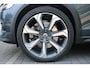 Volvo V60 Cross Country B5 AWD Pro | Adaptive Cruise & Pilot Assist | BLIS Dodehoekdetectie | 20" Velgen | Elektrisch verstelbare voorstoelen met geheugen | Stoel- & stuurwielverwarming | 360-camera | Panoramisch schuif-/kanteldak | Draadloze oplader | Premium Audio by Harman/Kardon |