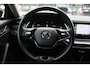 Skoda Octavia Combi 1.0 TSI *Business* | Trekhaak | Cruise & Climate Control | Carplay | Navigatie | Bluetooth | PDC | Orig. NL |