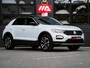 Volkswagen T-Roc 1.5 TSI Sport Business R | TREKHAAK | STOELVERWARMING | ADAPTIVE