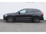 Volvo XC60 T6 350PK Automaat AWD Ultra Black Edition Trekhaak / Luchtvering / Facelift/ Head-up display/ Harman Kardon audio/ BLIS/ Elektrischbedienbare stoelen met geheugen / Panoramadak/ Adaptive cruise control/ Pilot assist/ Apple Carplay/ Android auto/