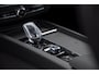 Volvo XC60 T6 350PK Automaat AWD Ultra Black Edition Trekhaak / Luchtvering / Facelift/ Head-up display/ Harman Kardon audio/ BLIS/ Elektrischbedienbare stoelen met geheugen / Panoramadak/ Adaptive cruise control/ Pilot assist/ Apple Carplay/ Android auto/